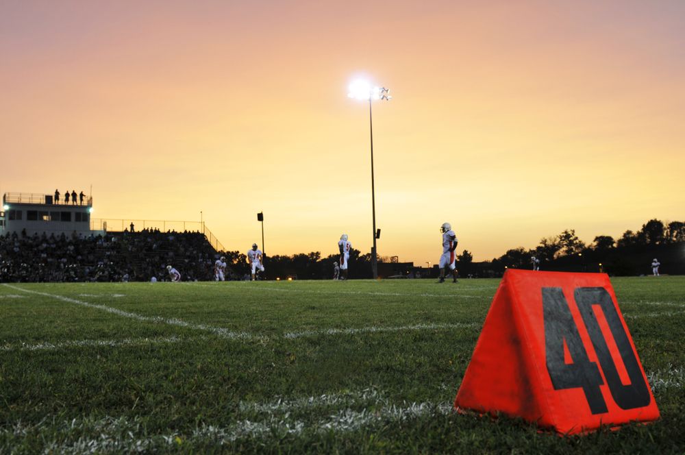 How To Style The Perfect Turf Field For Homecoming (And All Year Round)